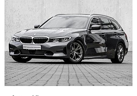 BMW 3er 320i Touring Sport Line Auto 5 Türen