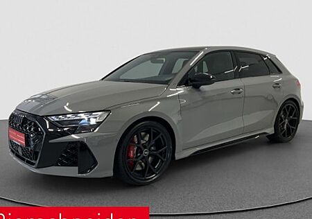 Audi RS3 2.5 TFSI S tronic quattro Sportback 5 Türen