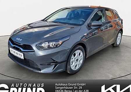 Kia Cee'd 1.5 T-GDI Vision 5 Türen