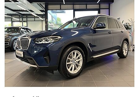 BMW X3 xDrive20d AT 5 Türen