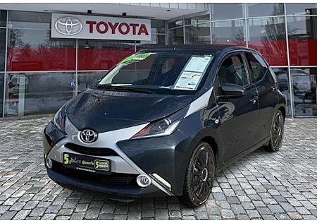 Toyota Aygo 1,0-l-VVT-i x-clusiv 5 Türen