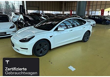 Tesla Model 3 Standard 4 Türen