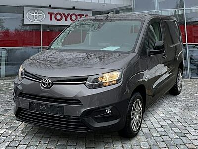 Toyota Pro Ace 1,5-l-D-4D 96kW L1 Meister 4 Türen
