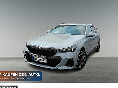 BMW i5 eDrive40 Touring 5 Türen