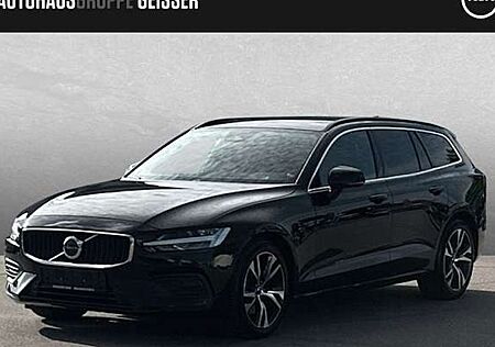Volvo V60 B3 DCT Core 5 Türen