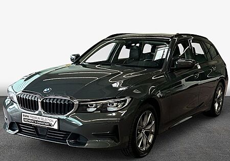 BMW 3er 320d Touring Sport Line Automatik 5 Türen