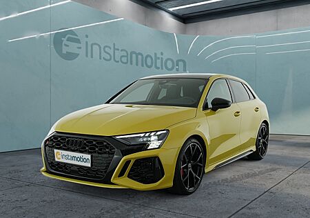 Audi RS3 Sportback Pano,RS-Sportabgas,HUD,Matrix,B&O,