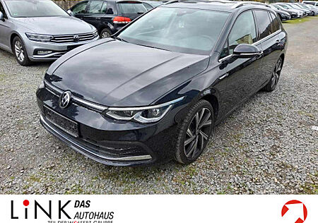 VW Golf Variant Golf VIII Variant 2.0 TDI DSG Style AHK NAV RFK PANO