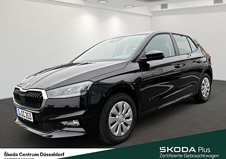 Skoda Fabia Essence PDC Klima ZV Fahrassistenz-System: Berganfahr-Assisten