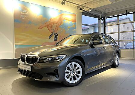 BMW 320i Touring Aut. LED+AHK+SPUR+SITZH+AL+DAB+LIVE