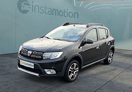 Dacia Sandero Stepway TCe 90 Easy-R Black & White