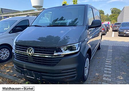 VW T6 Transporter 6.1 Kasten Motor: 2,0 l TDI SCR 81 kW Getriebe: 5-Gang-Schaltgetriebe Radstand: 3000 mm KR