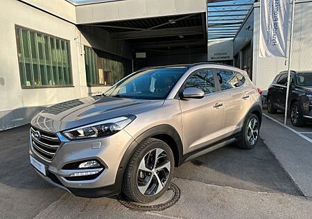 Hyundai Tucson 1.6 Turbo 4WD DCT Premium Allrad Panorama Navi LED Dyn. Kurvenlicht El. Heckklappe