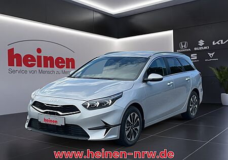 Kia Cee'd ceed SW Kombi 1.5 T-GDI DCT VISION NAVI ACC LED