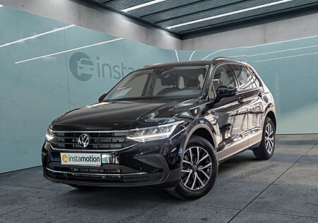 VW Tiguan 1.5 TSI DSG Life Nav AHK LED Sitzhzg