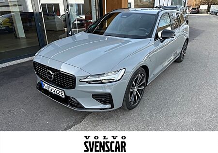 Volvo V60 T6 eAWD Recharge Plus Dark Plug-In Hybrid Allrad StandHZG Leder digitales Cockpit