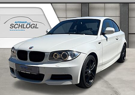 BMW 135 i Coupe Sportpaket Soundsystem Sperrdiff. Klimaautom SHZ Regensensor Alu Sportfahrwerk