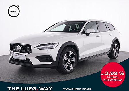 Volvo V60 Cross Country Plus AWD