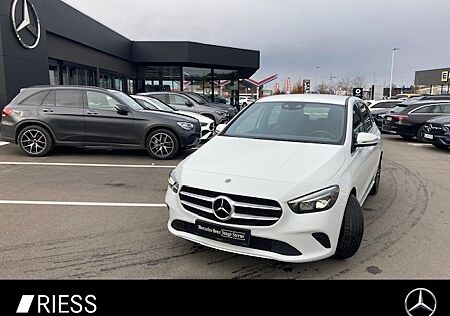 Mercedes-Benz B 200 Progressive Navi LED Distr AHK Kamera