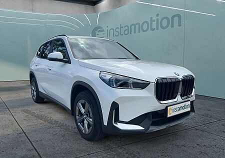 BMW X1 sDrive 20i Navi Panorama Adap. LED ACC RFK