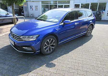 VW Passat Variant R-Line 2.0 TDI DSG NAVI AHK ACC K