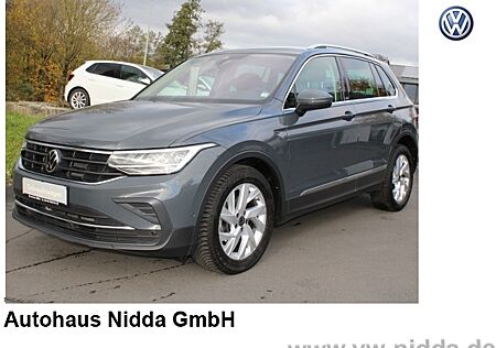 VW Tiguan 1.5 TSI Move DSG -NAVI-AHK-KAMERA-LED