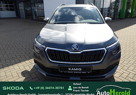 Skoda Kamiq Tour / LED / PDC V+H / SMART LINK