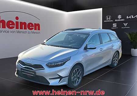 Kia Cee'd ceed SW 1.6 D SPIRIT DCT NAVI LED PANO eKLAPPE