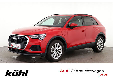 Audi Q3 45 eTFSI S tronic S line Pano 18" Kamera Navi+ Matrix