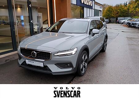 Volvo V60 Cross Country Cross Country Plus AWD B4 Diesel EU6d digitales Cockpit Memory Sitze Soundsystem