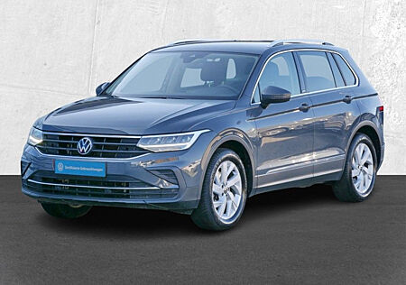 VW Tiguan 1.5 TSI Life LED ACC PDC SHZ