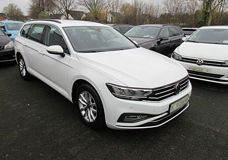 VW Passat Variant Business 2.0 TDI DSG NAVI AHK ACC