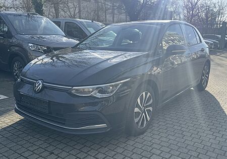 VW Golf 2.0 TDI Active DSG Navi+Matrix+Pano+AHK+R-Kam+ACC