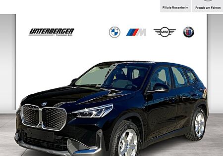 BMW iX iX1 eDrive20 BEV LED AHK Sitzhzg. Navi