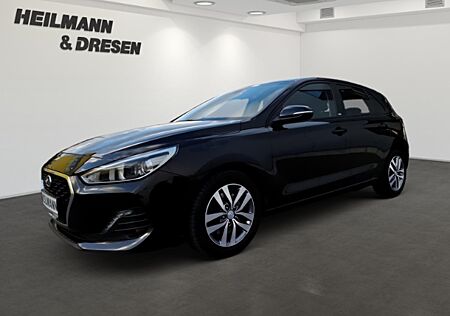 Hyundai i30 1,0 T-GDI YES! Navi/Klimaautomatik/PDC/ Sitz/Lenkradheizung/Front/Rückfahrkamera/Tempomat