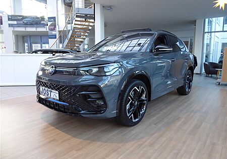 VW Tiguan R-Line 2.0 TDI DSG 4M Black Style Pano/AH