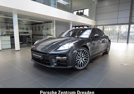 Porsche Panamera 4