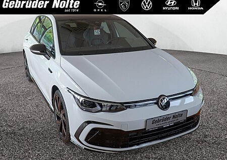 VW Golf R-Line VIII 1.5 eTSI R-Line LED PANO S