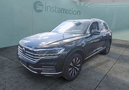 VW Touareg 3.0 V6 TSI eHybr. Elegance P-Dach IQ.LED