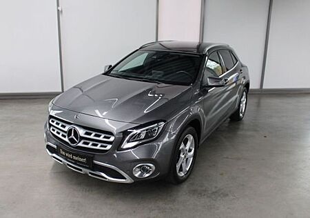 Mercedes-Benz GLA 200 d Urban LED AHK Kamera EASYPACK SHZ PTS