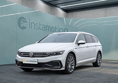 VW Passat Variant GTE DSG PANO NAVI STHZG