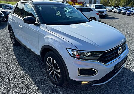 VW T-Roc 1.5 TSI *UNITED*AHK*PDCvo+hi*LED*CD*SHZ*NAVI *FRONT-ASSIST*LANE-ASSIST*ELEKTR-HECKKLAPPE*