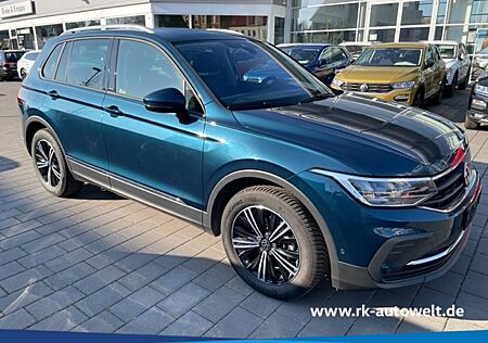 VW Tiguan 2.0 TDI DSG ACTIVE LED NAVI AHK KEYLESS ACC Parklenkass. Rückfahrkam.