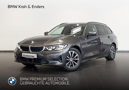 BMW 320 e Touring Advantage+Panorama+ACC+LED+Navi