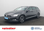 VW Passat Variant R-Line 2.0 TDI 4M DSG / Navi, LED