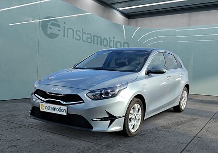 Kia Cee'd Vision 1.5 T-GDI 140 DCT7 Navi PDC Klimaautom.Rückfahrkamara ACC Apple CarPlay