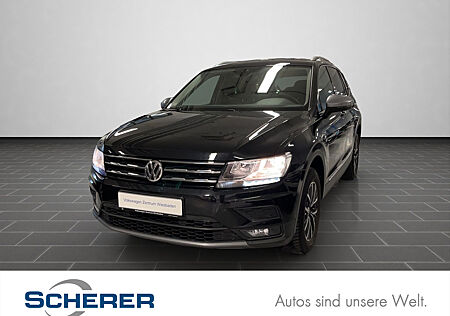 VW Tiguan Allspace 1.5 TSI Comfortline, 7-Sitzer, Navi, AHK, Sitzh.,