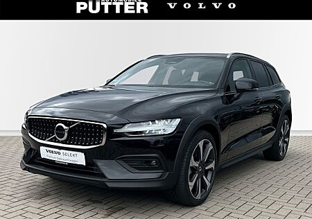 Volvo V60 Cross Country Cross Country B5 Benzin AWD Ultimate 20'' StandHZG ACC HUD LED HarmanKardon