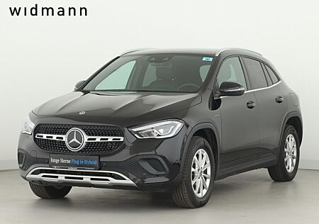 Mercedes-Benz GLA 250 e *Distronic*PTS*Kamera*Navigation*SHZG*