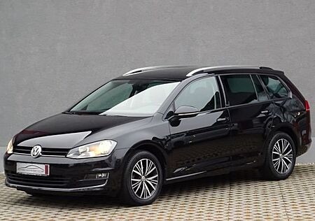 VW Golf Variant 1,6 TDI DSG Allstar/Composi/L+R/AHK Allstar